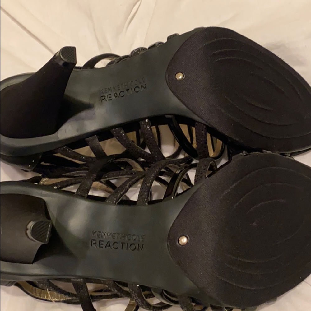 Kenneth Cole Black Heels - Picture 4 of 5
